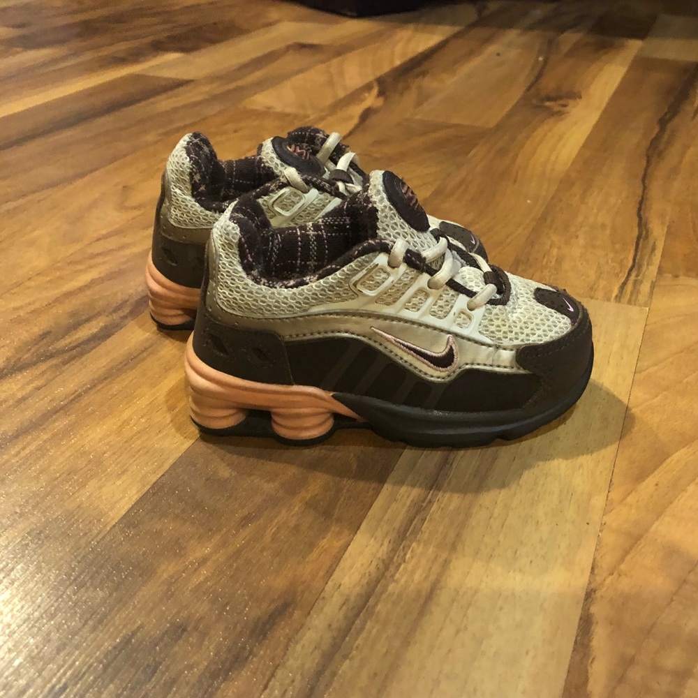 Nike Shox